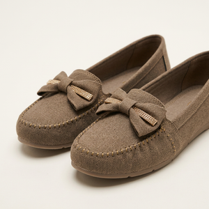 Fawn H0206 women's moccasins, front three-quarter view